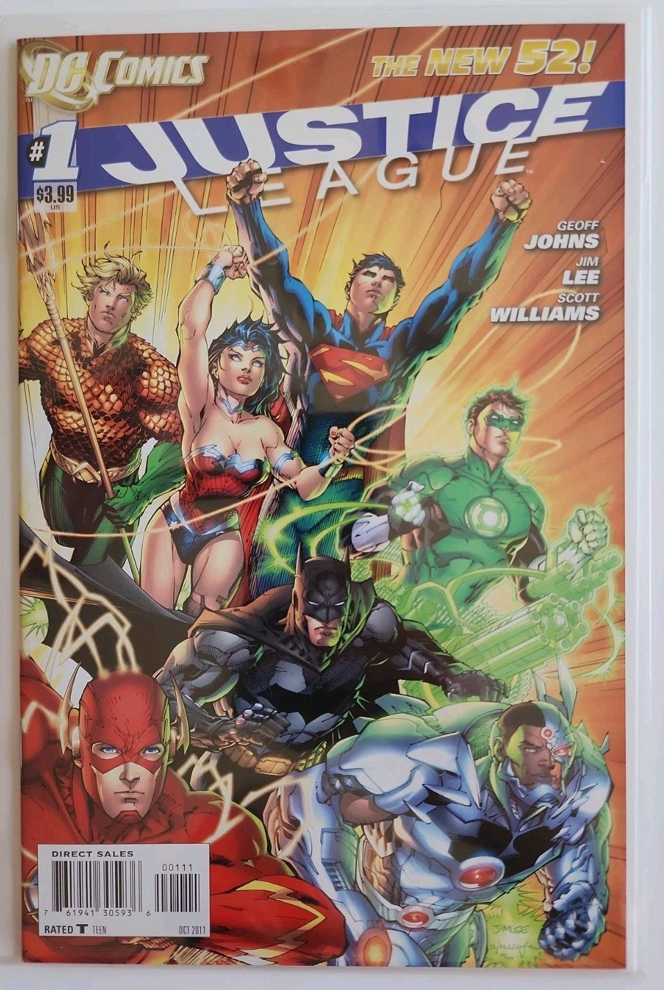 Justice League #1 NM- 1st Print New 52 DC Comic 2011 Eb-2