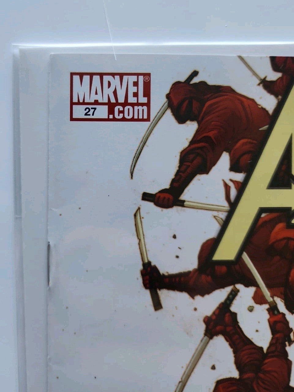 NEW AVENGERS #27 1st app of 2nd Ronin Vs The Hand 2007 Marvel Comics NM-