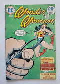 Wonder Woman #210 (DC Comics 1974) 