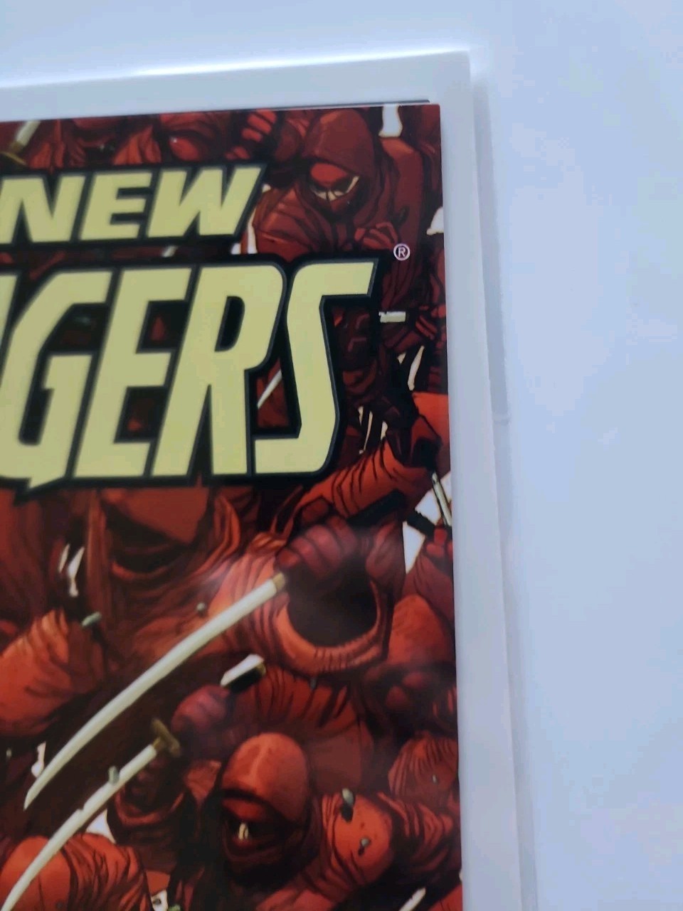 NEW AVENGERS #27 1st app of 2nd Ronin Vs The Hand 2007 Marvel Comics NM-