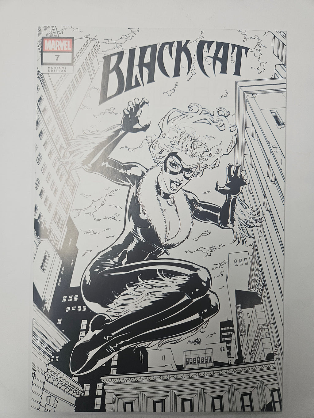 Black cat # 7 comics pro variant
