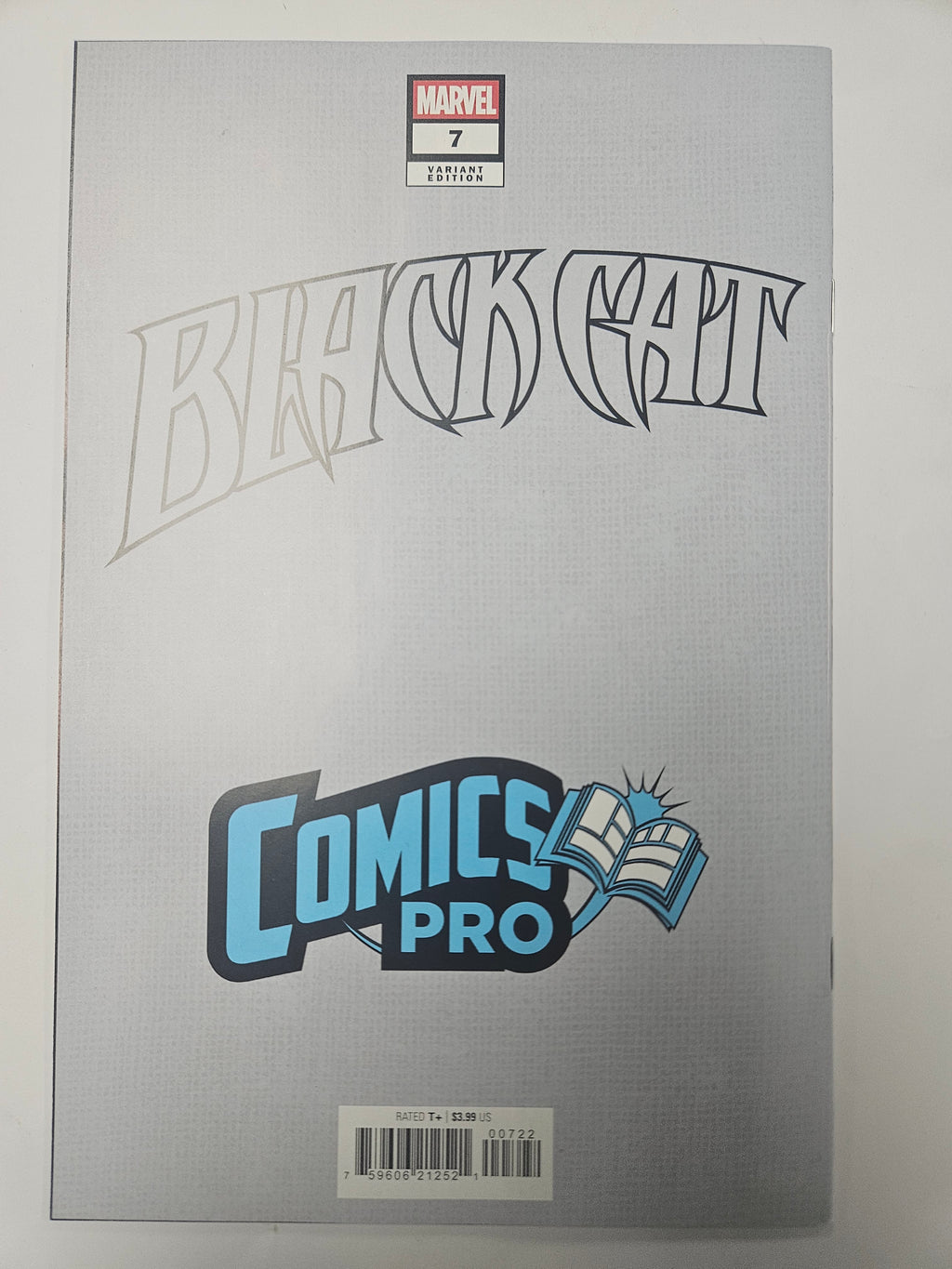 Black cat # 7 comics pro variant