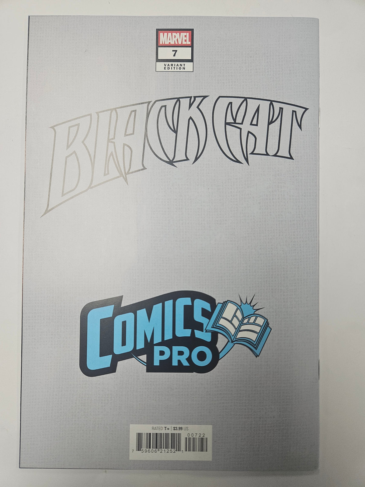 Black cat # 7 comics pro variant